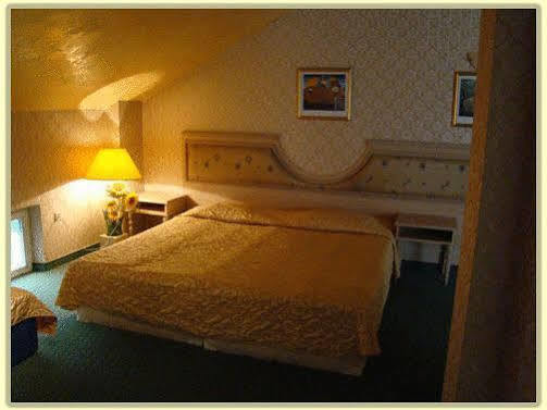 Hotel Dali พลอฟดิฟ ภายนอก รูปภาพ
