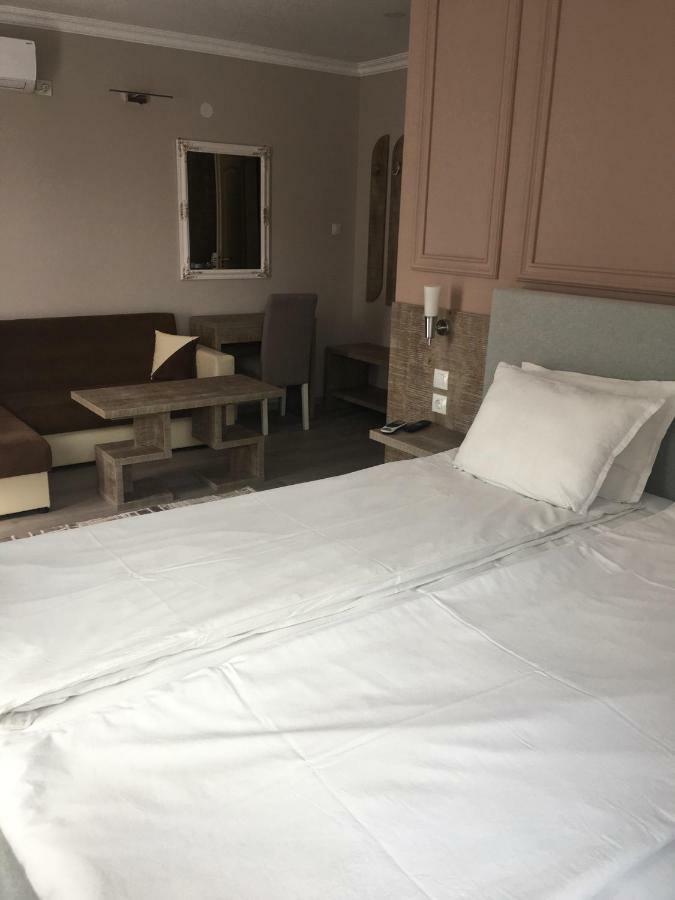 Hotel Dali พลอฟดิฟ ภายนอก รูปภาพ